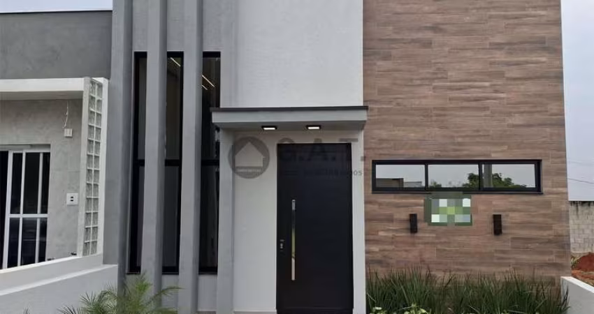 CASA À VENDA NO CONDOMÍNIO RESIDENCIAL JARDIM - SOROCABA/SP