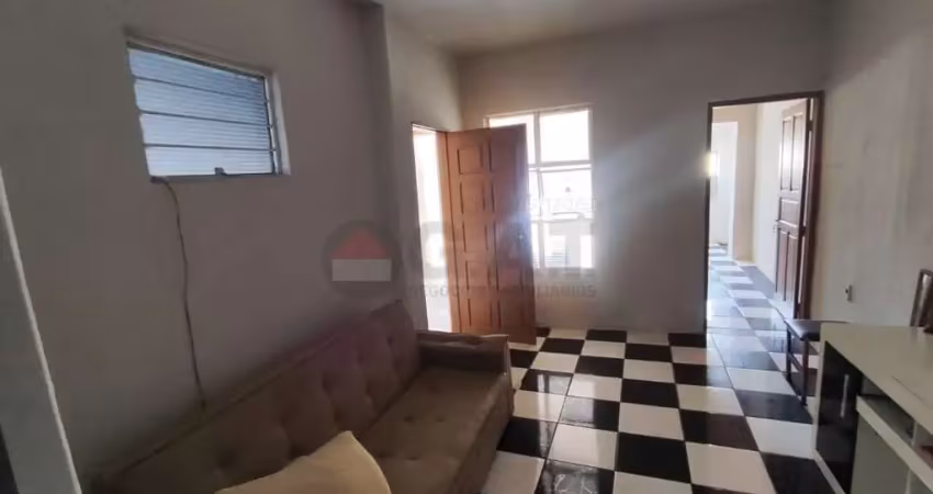 Casa com 3 quartos para alugar no Centro, Sorocaba 