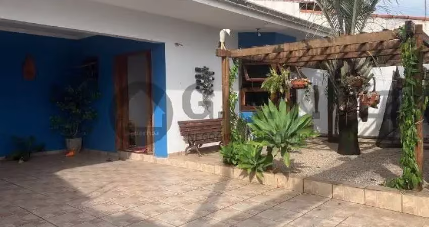 CASA À VENDA NO JARDIM SIMUS - SOROCABA/SP