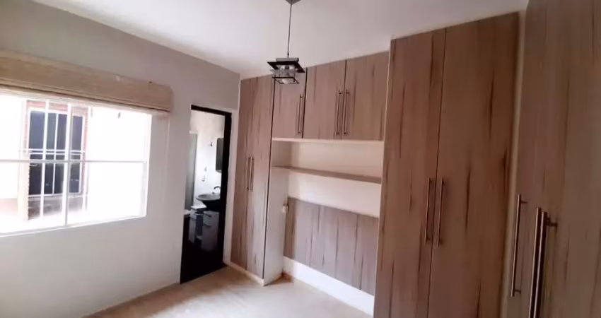 Casa para locação no central parque sorocaba-sp: 3 quartos, 1 suíte, 2 salas, 1 banheiro, 4 vagas de garagem, 135m².