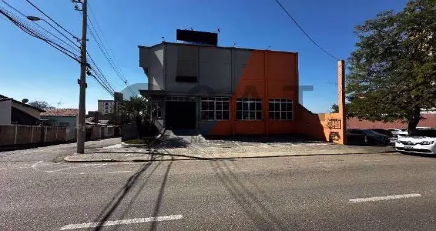 Galpão comercial para locação em sorocaba-sp, bairro jardim ana maria - 2 salas, 5 banheiros, 3 vagas de garagem, 748m².