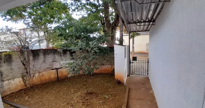 Casa para locação em sorocaba-sp, bairro central parque sorocaba! 3 quartos, 1 sala, 2 banheiros, 6 vagas, 140 m²!