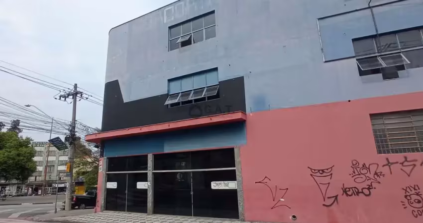 Salão comercial para locação no centro de sorocaba-sp: 3 salas, 2 banheiros, 1 vaga e 420m² de área. venha conferir!
