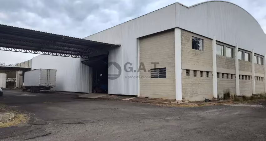 Aluguel de galpão comercial no distrito industrial de iperó - sp: 2 banheiros, + de 10 vagas e 1.500 m² de área.