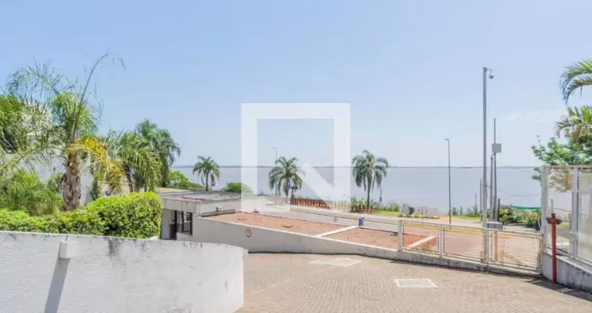 Maravilhosa casa de três (3) suítes em condomínio de frente para o guaíba