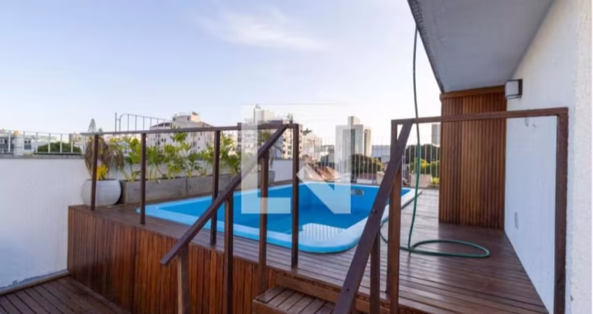 Cobertura 3 dormitórios 2 suítes e piscina