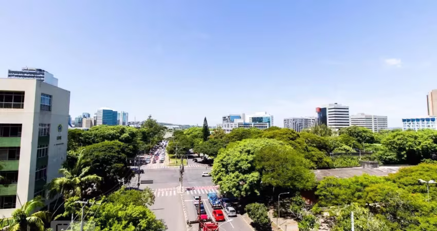 Raridade cobertura no centro, churrasqueira, vaga e elevador