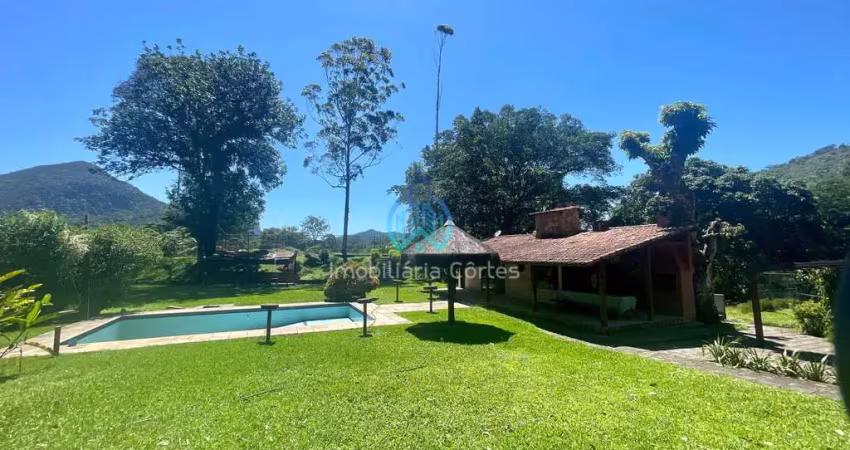 Magnífica chácara à venda com duas trilhas para a cachoeira  por 1.499.000 - guapimirim-rj
