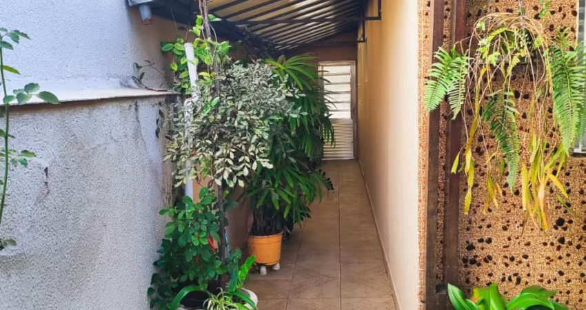 Casa Térrea em Ermelino Matarazzo com Quintal