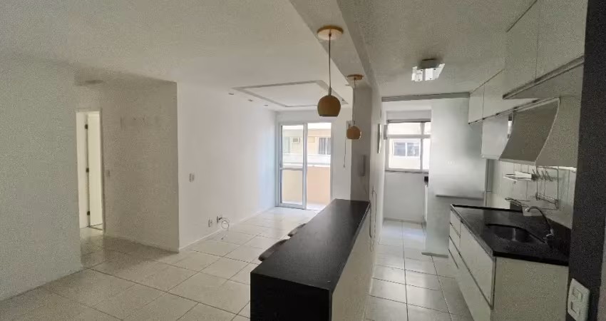 Lindo apartamento a venda no pechincha- com armários por apenas 280 mil