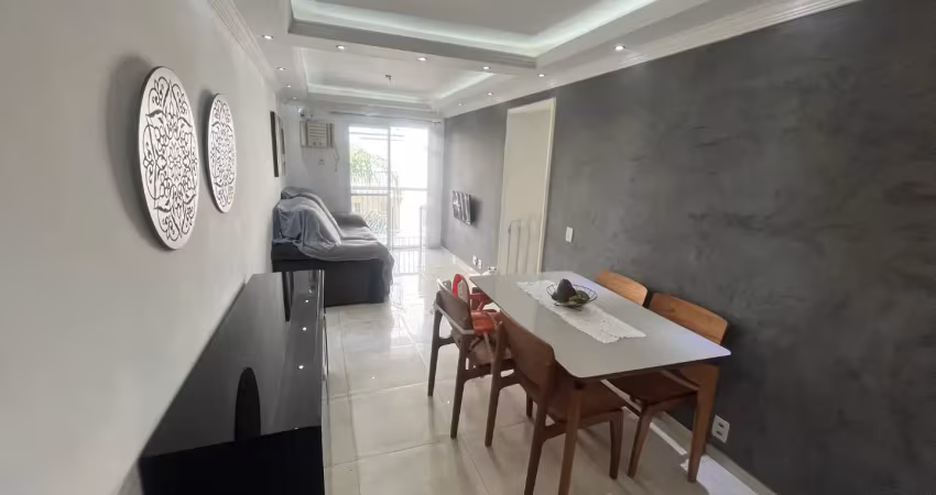 Vendo lindo apartamento de 3 quartos com suíte no condomínio mais residencial