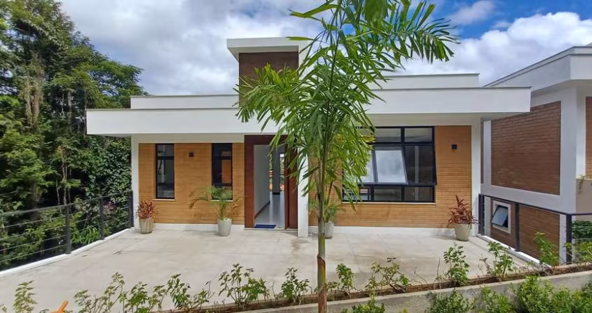 Casa à venda em Albuquerque com 4 quartos sendo 2 suítes com 200M²