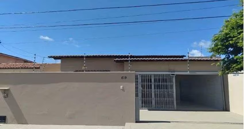 Casa à Venda - Nova Parnamirim - Parnamirim/RN