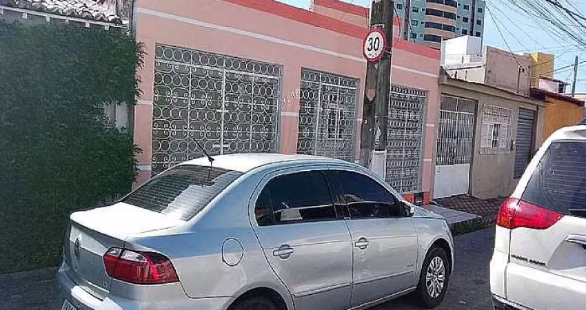 Casa com 3 quartos para alugar no Barro Vermelho, Natal 