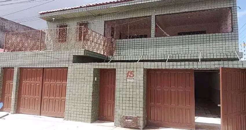 Casa com 2 quartos para alugar no Quintas, Natal 