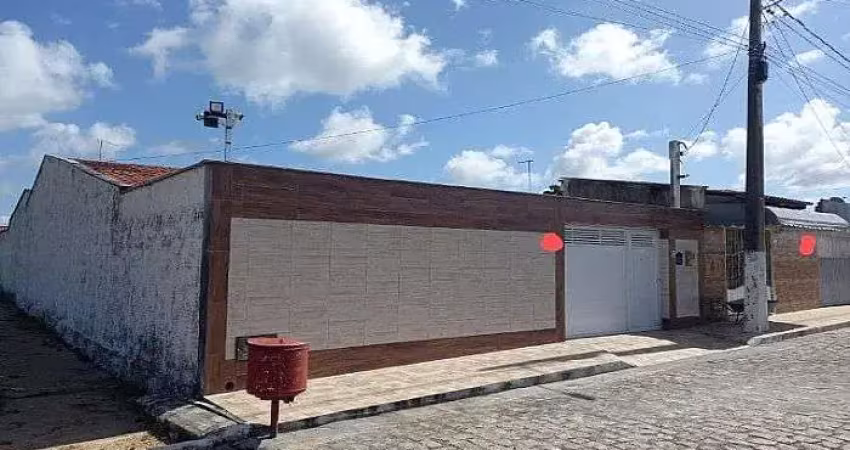 Casa à Venda - Centro - Extremoz/RN