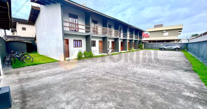 Sobrado Residencial / Pontal de Santa Marina