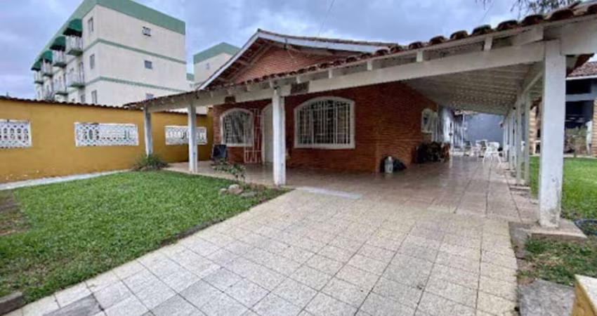 Casa Residencial com 5 dormitórios no Indaiá