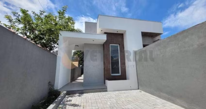 Casa Residencial / Golfinho