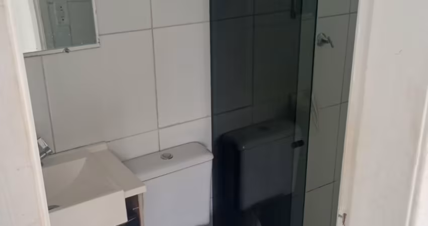 Passo ou Vendo Apto 2/4 Cond. Garden Residencial Cajazeiras