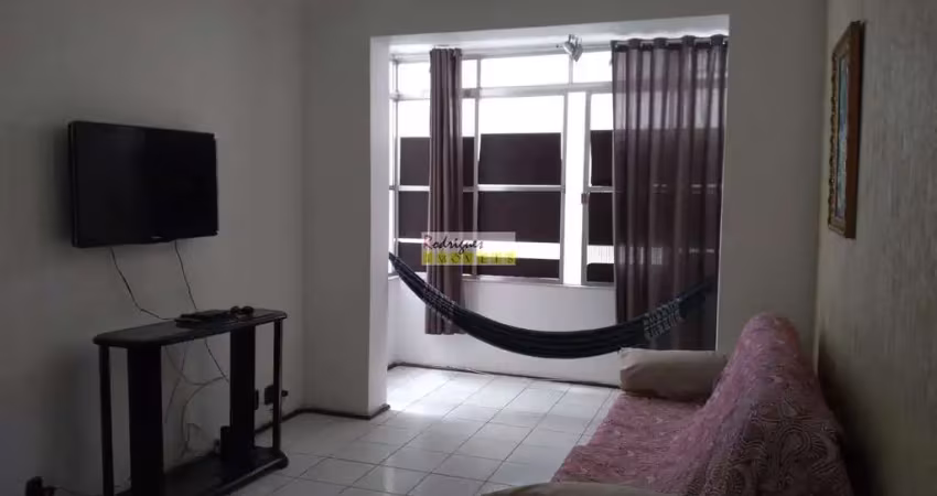 Apto grande 1 dorm, de frente à praia centro, sv - r$ 300 mil