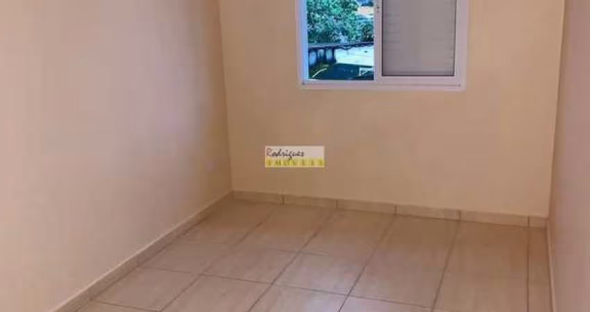 OPORTUNIDADE - Casa sobreposta alta P.Gde - 2 dorm