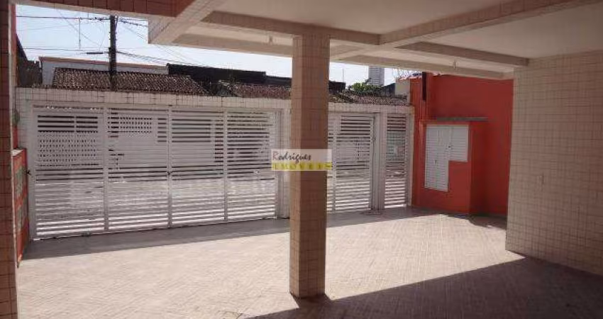 Sobrado de Cond com 3 dorms, Catiapoa, SV