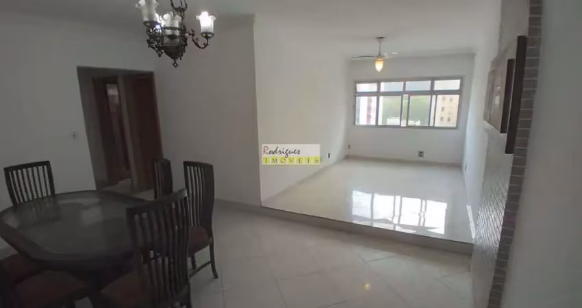 Apto 3 quartos, suíte a 50 metros da praias, itararé, sv