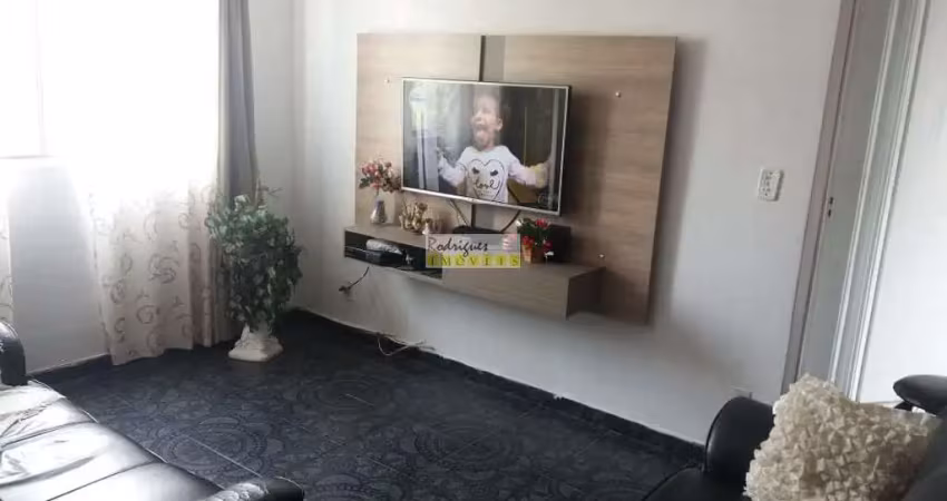 Amplo apartamento com 2 dorms, na travessa da guarany