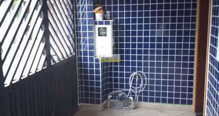 Sobrado com 3 dorms, vila jockei clube, aceita troca chacara -