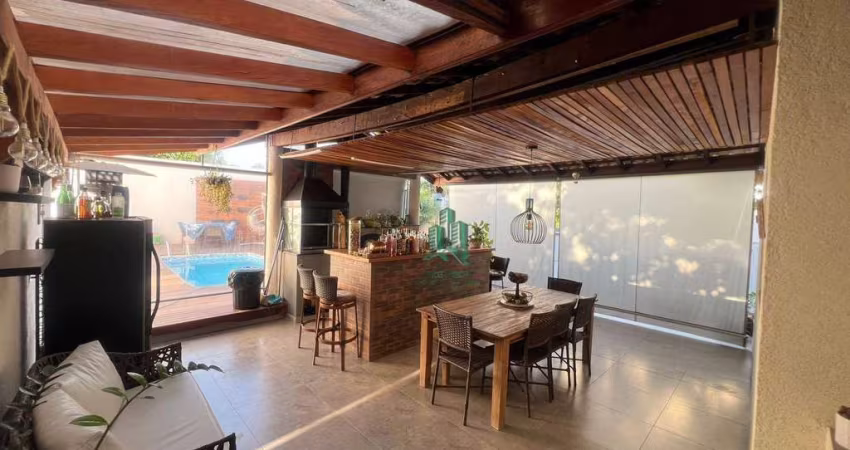 Casa com 2 dormitórios à venda, 130 m² por R$ 800.000,00 - Jardim Centenário - Atibaia/SP