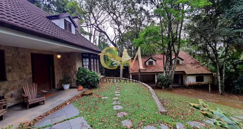 Casa charmosa em condomínio no coração da serra da cantareira. - mairiporã