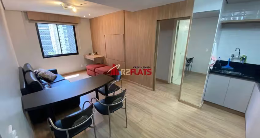 Flat com 2 quartos para alugar na Avenida Jamaris, 100, Moema, São Paulo