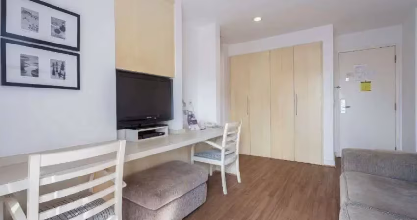 Flat com 1 quarto para alugar na Avenida Lavandisca, 365, Moema, São Paulo