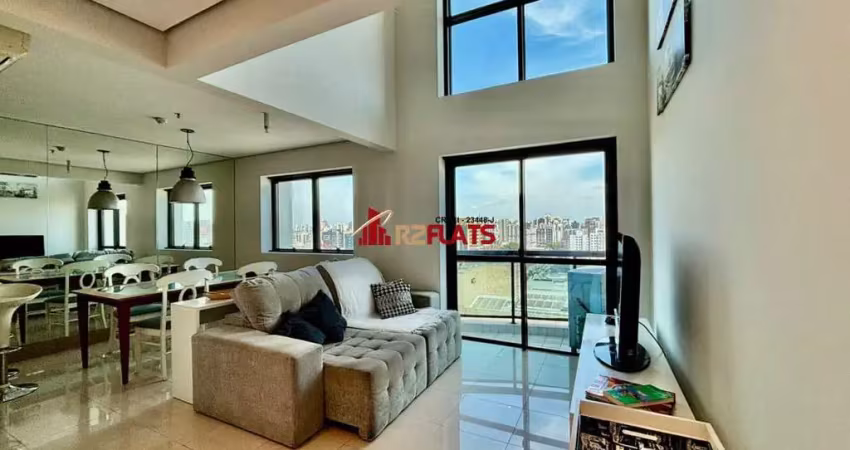 Flat com 2 quartos para alugar na Avenida Ibijaú, 355, Moema, São Paulo