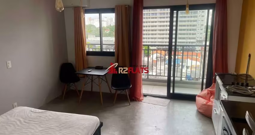 Flat com 1 quarto para alugar na Avenida das Carinas, 301, Indianópolis, São Paulo