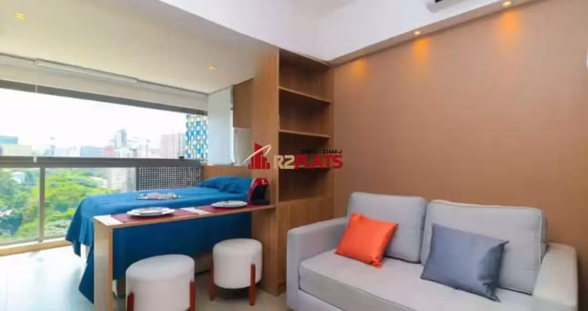 Flat com 1 quarto para alugar na Rua Oscar Freire, 1375, Pinheiros, São Paulo