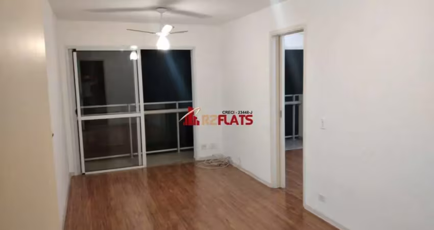 Flat com 1 quarto para alugar na Rua Juquis, 391, Moema, São Paulo