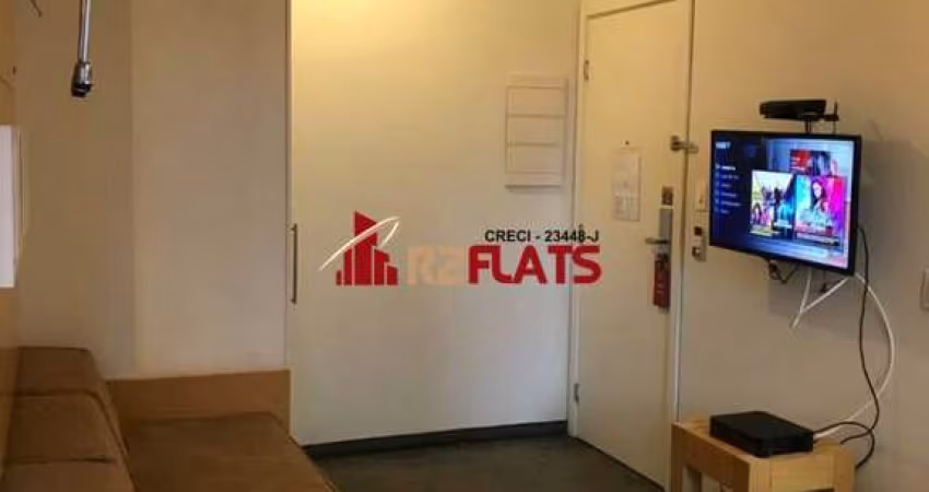 Flat com ótimo preço no bairro Campo Belo. Confira!