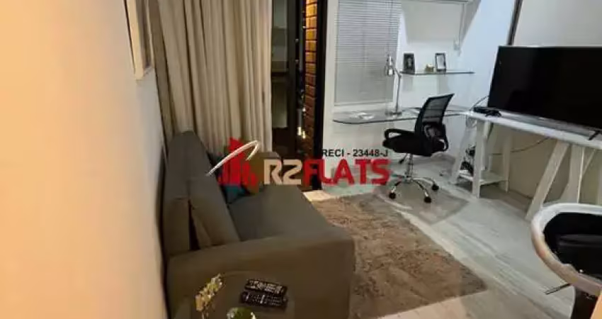 Flat com 1 quarto para alugar na Avenida Ibijaú, 364, Moema, São Paulo