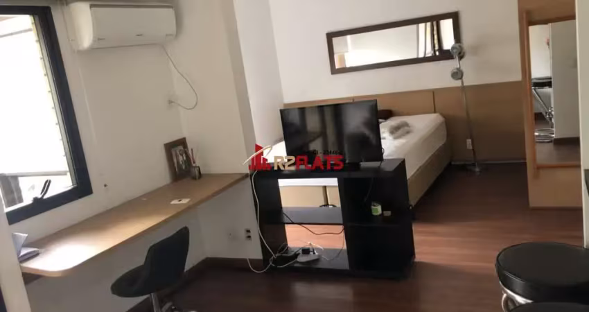 Flat com 1 quarto para alugar na Avenida Ibijaú, 364, Moema, São Paulo