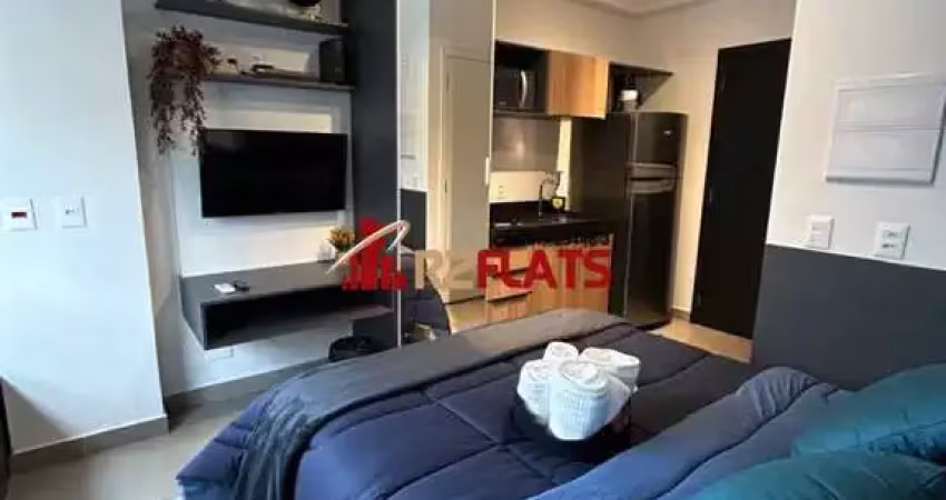 Flat com 1 quarto para alugar na Rua Oscar Freire, 1375, Pinheiros, São Paulo