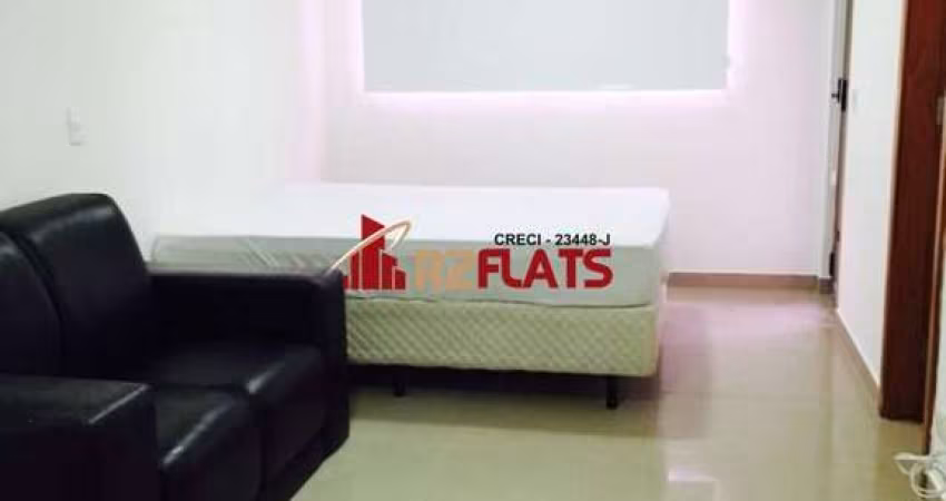 Flat com ótimo preço no bairro Campo Belo. Confira!