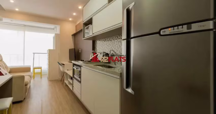Flat com 1 quarto para alugar na Rua Guararapes, 305, Brooklin, São Paulo