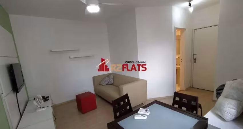 Flat com 2 quartos para alugar na Rua Juquis, 31, Moema, São Paulo