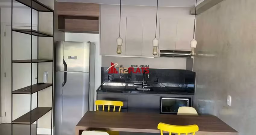 Flat com 1 quarto para alugar na Rua Oliveira Dias, 444, Jardins, São Paulo
