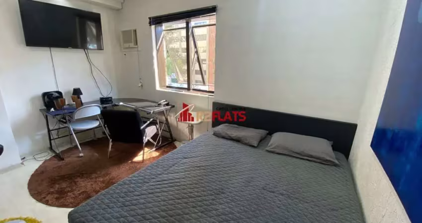 Flat com 1 quarto à venda na Avenida Ibijaú, 364, Moema, São Paulo