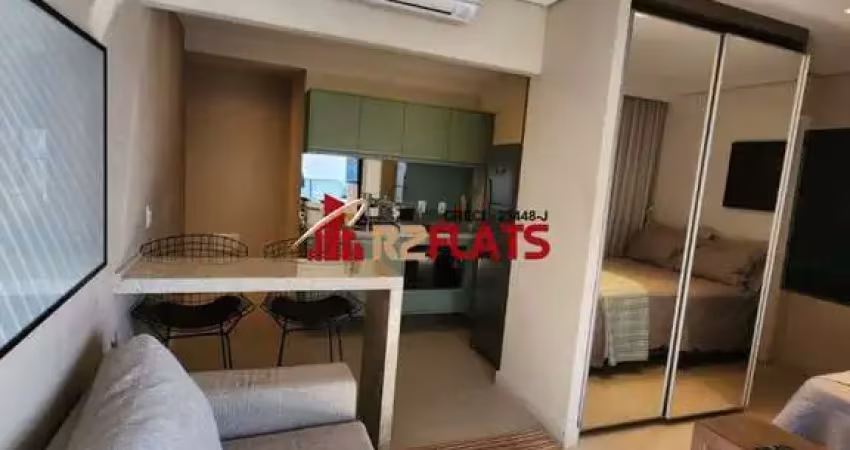 Flat com 1 quarto para alugar na Avenida Eusébio Matoso, 218, Pinheiros, São Paulo