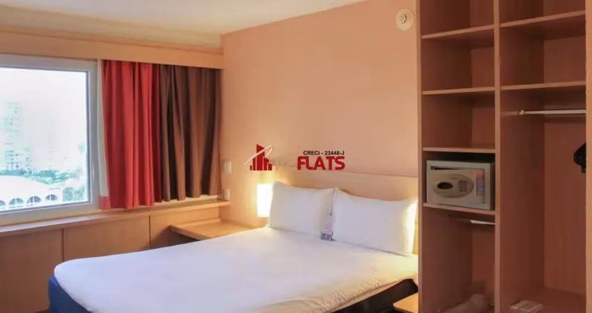 Flat com ótimo preço no bairro Campo Belo. Confira!