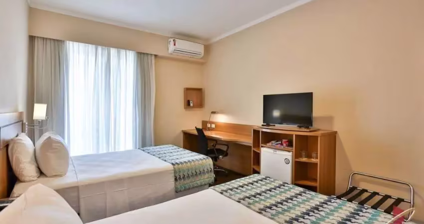 Flat com 1 quarto à venda na Avenida Sabiá, 825, Moema, São Paulo